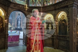 Търговище - храм „Св. Йоан Рилски“ - неделна служба