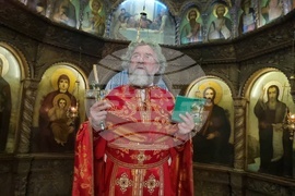 Търговище - храм „Св. Йоан Рилски“ - неделна служба