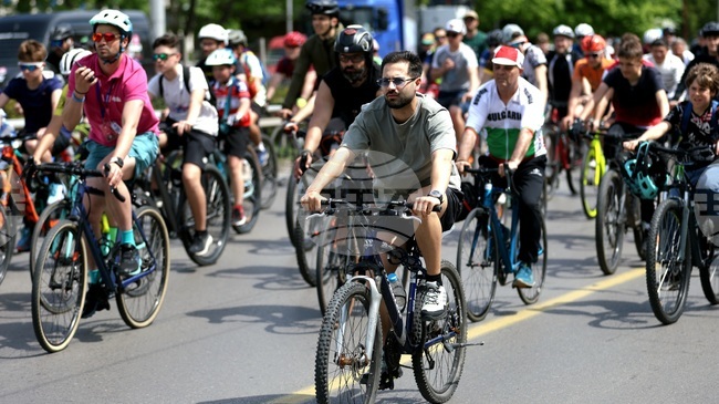 Over 5,000 Sofia Residents Take Part in Sofia Rides Giro Event