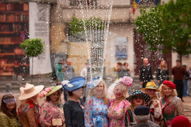 Romania World Hat Walk