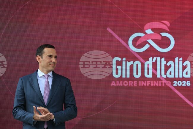 Over 200,000 Attend Giro d'Italia Finish in Sofia, Mayor Says