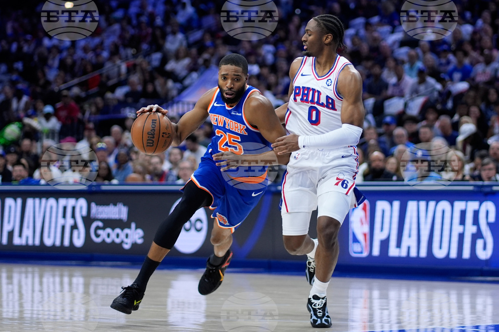 Knicks 76ers Basketball