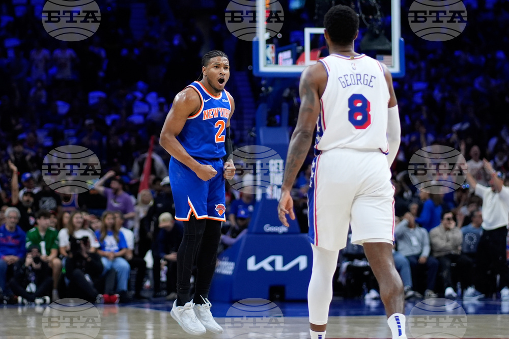 Knicks 76ers Basketball