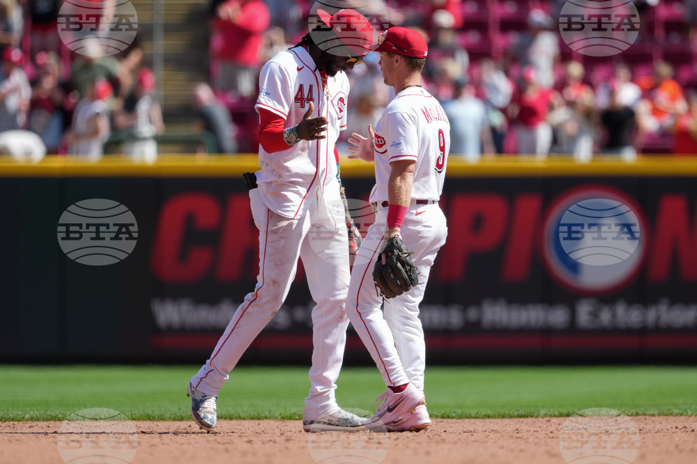 Reds Astros Baseball