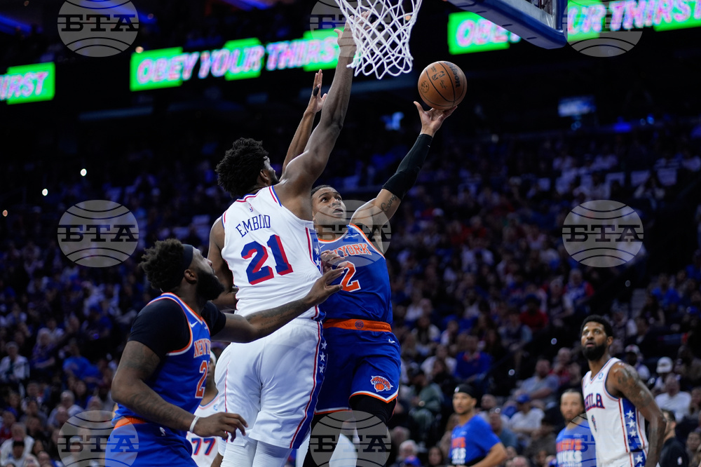 Knicks 76ers Basketball