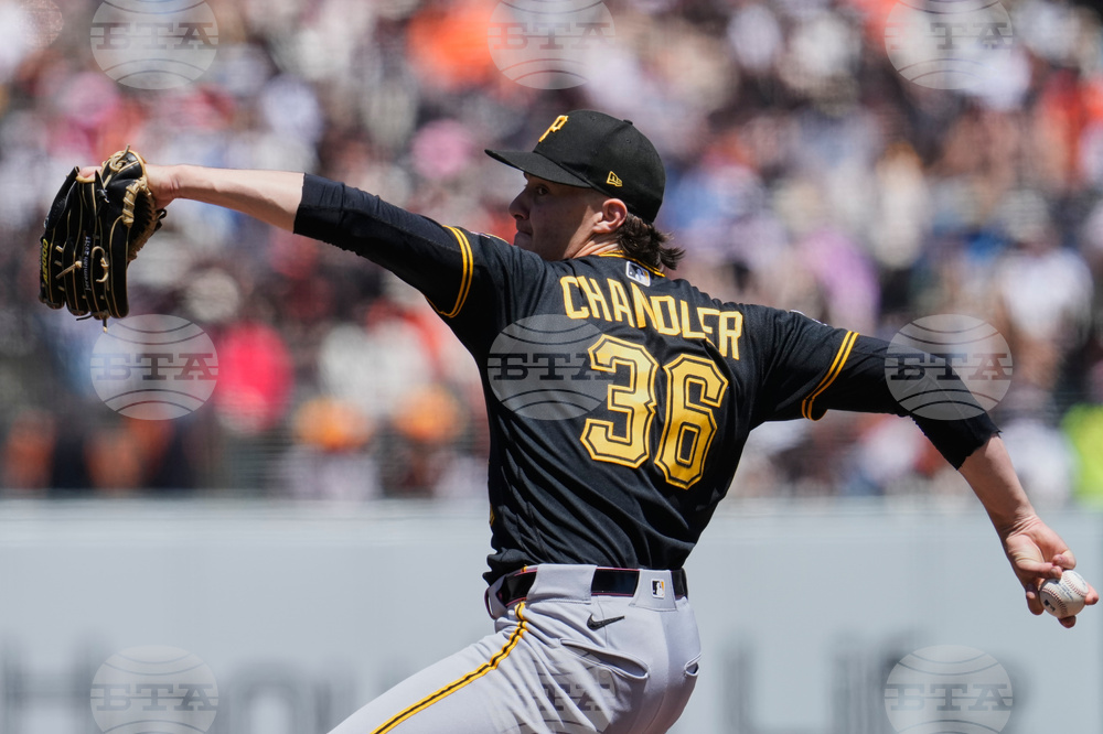 Pirates Giants Baseball