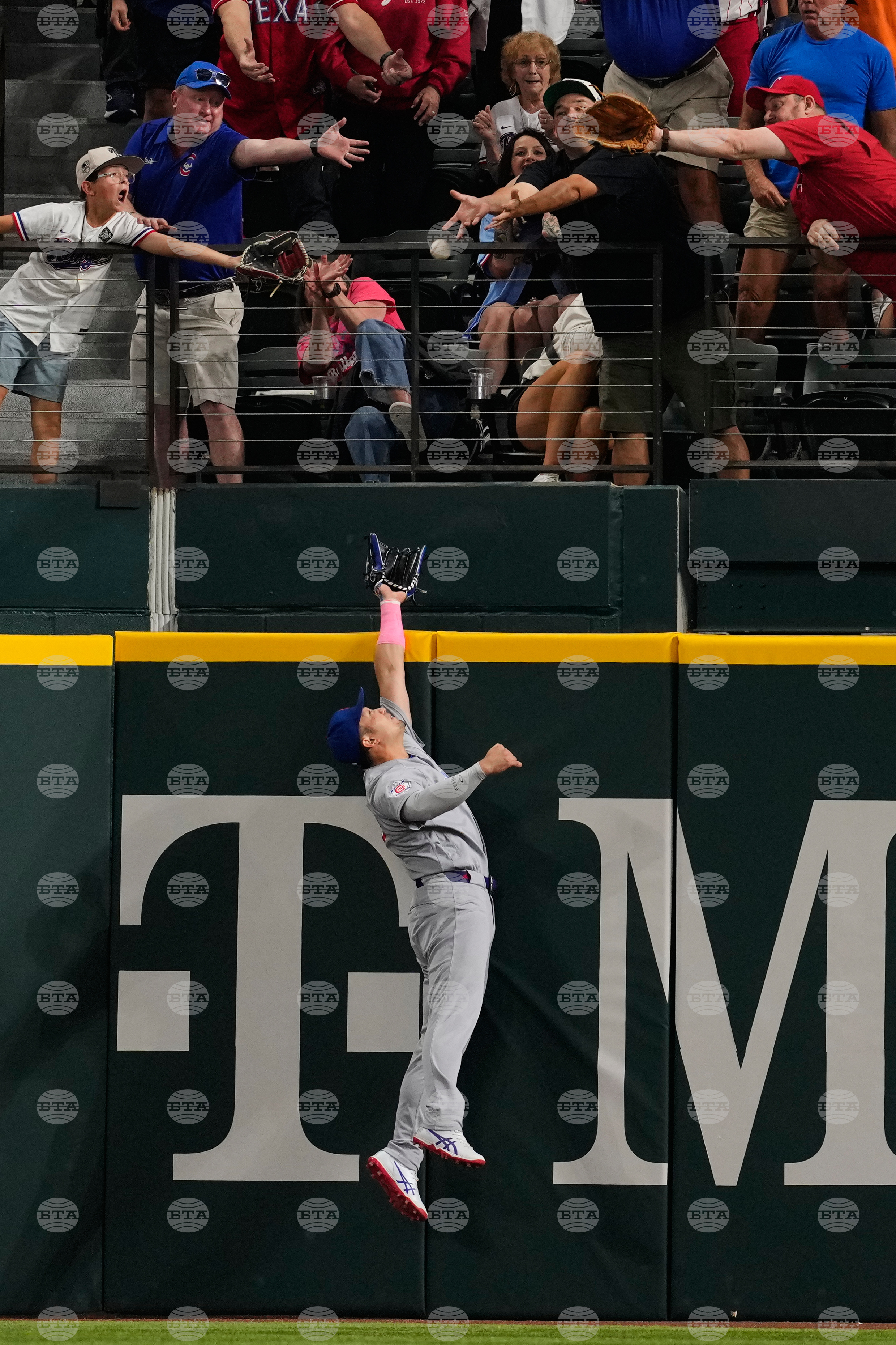 Cubs Rangers Baseball