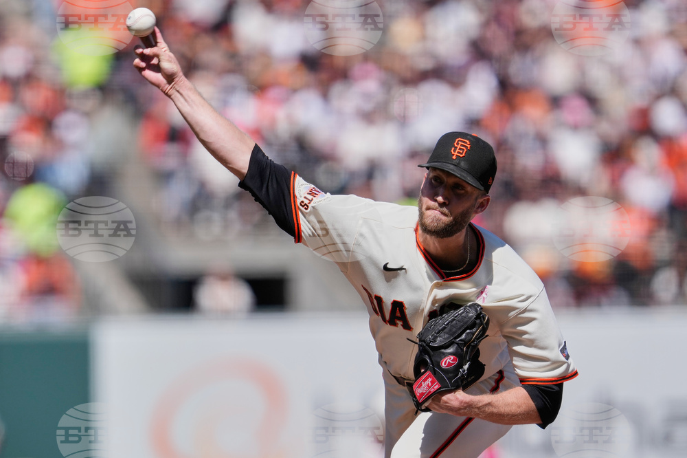 Pirates Giants Baseball