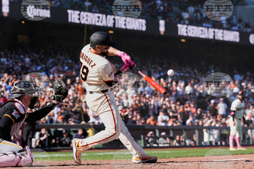Pirates Giants Baseball