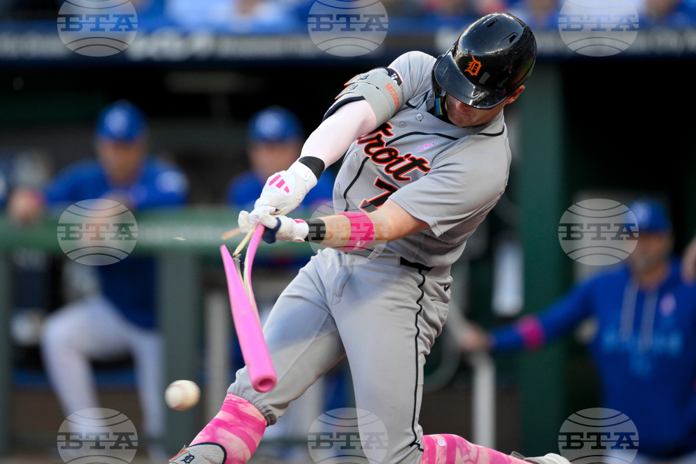 Tigers Royals Baseball