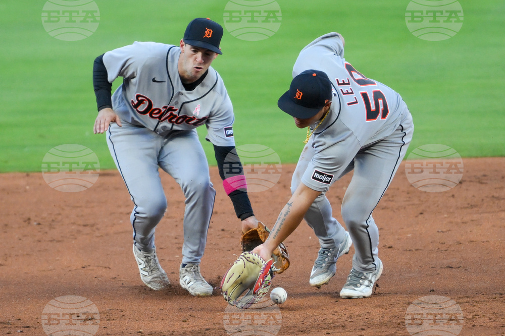 Tigers Royals Baseball