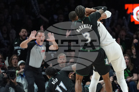 Spurs Timberwolves Basketball