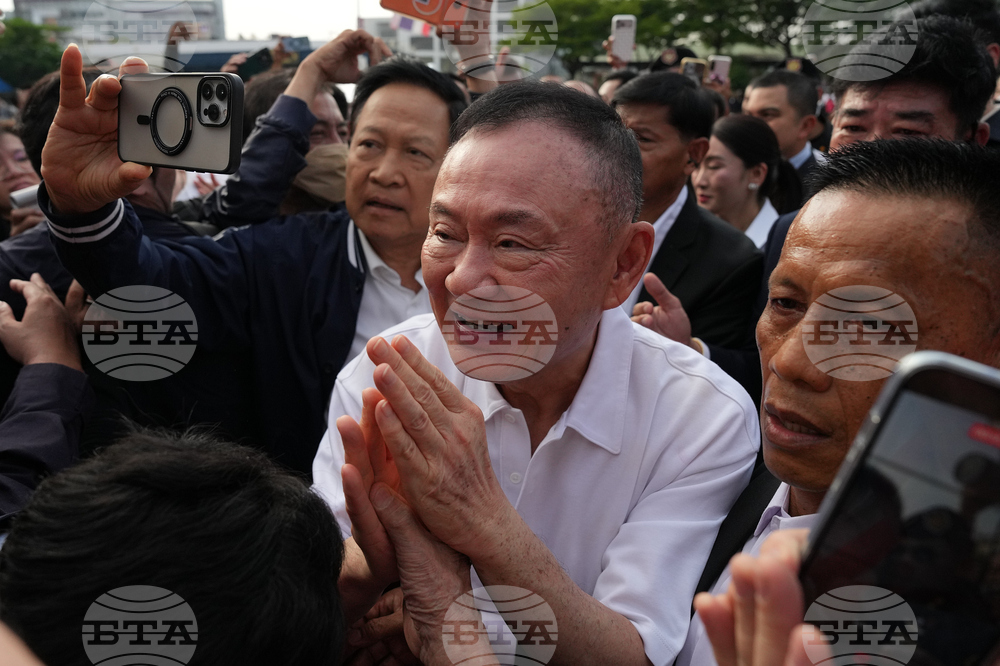 APTOPIX Thailand Thaksin