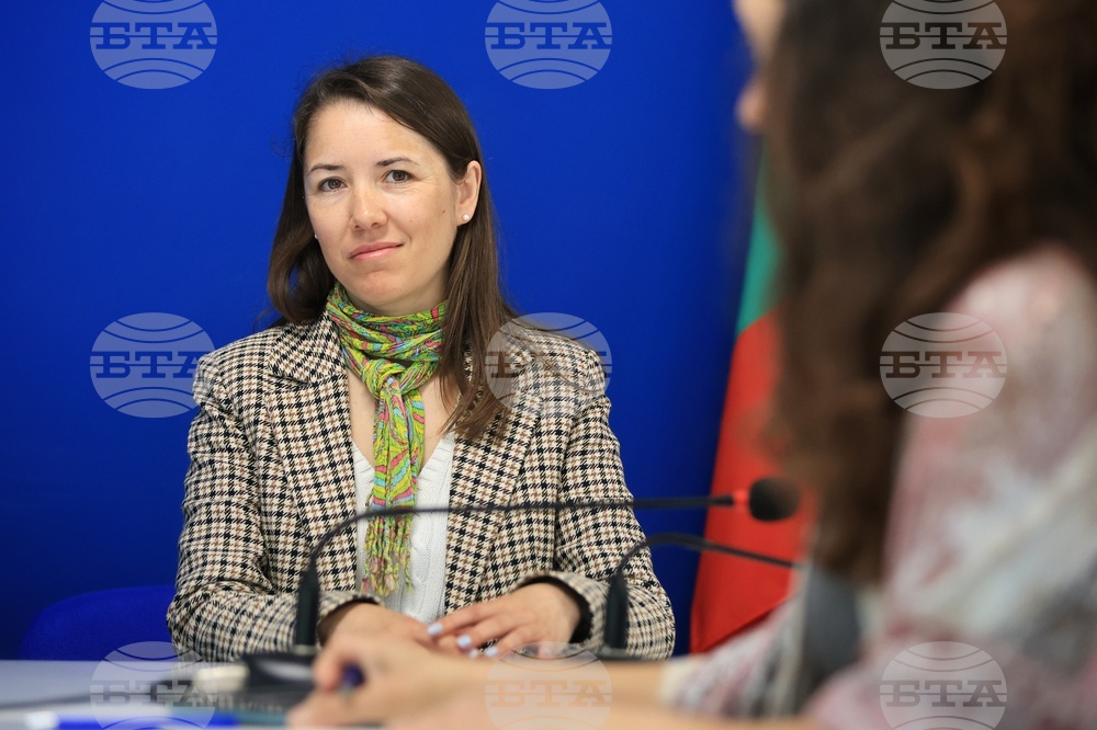 Национален пресклуб на БТА - Варна - „Литература в сегашно време" - инициатива - Дарина Маринова