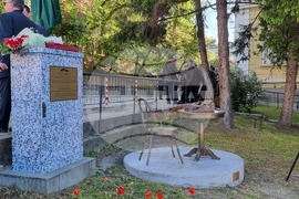 Велико Търново - Илияна Йотова - площад "Журналист"
