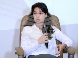 Зала „МаксиМ“ - Инициатива „Литература в сегашно време“
