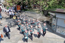 Пловдив - 11 май - Хуманитарна гимназия „Св.св. Кирил и Методий“ - шествие