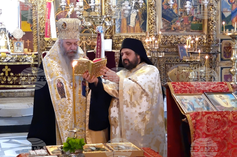 Рилски манастир - образование - награди „Свети Иван Рилски“
