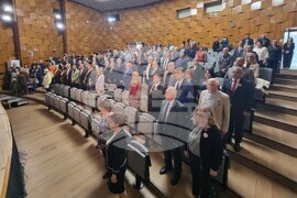 Шумен - тържествена сесия - почетни отличия
