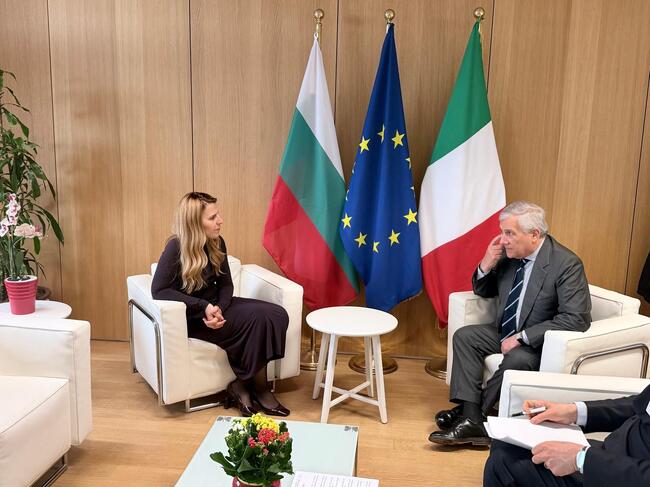 Bulgarian, Italian Foreign Ministers Discuss Corridor No. 8, Defence Cooperation