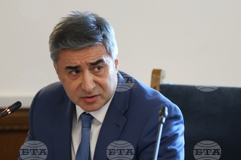 Народно събрание - Временна комисия по правни въпроси - заседание - Любомир Гайдов