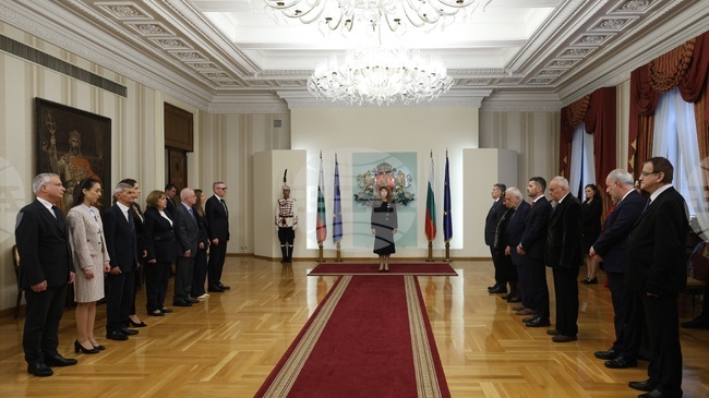Cultural and Educational Figures Receive President's Badge of Honour