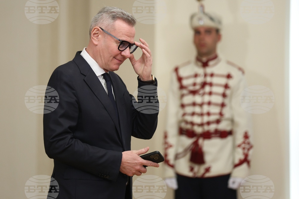 Президент - Почетни знаци - церемония