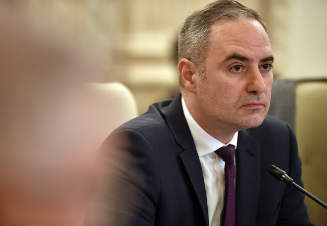 Аджерпрес: Румънският финансов министър коментира добрия бюджетен дефицит за първото тримесечие с оглед на преговорите с рейтинговите агенции