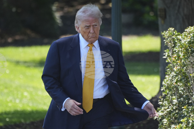 APTOPIX China Trump