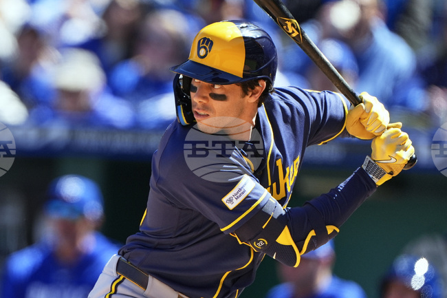 Brewers Yelich Baseball