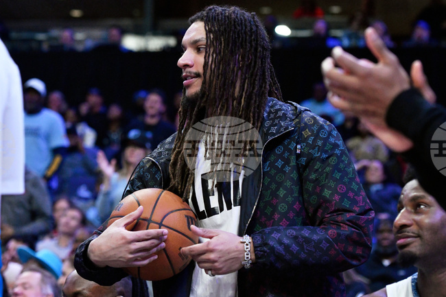 Grizzlies Clarke Death Basketball