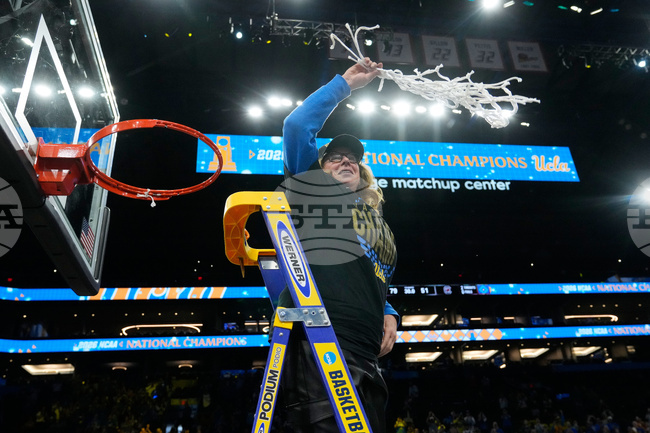 UCLA-Close Contract Basketball