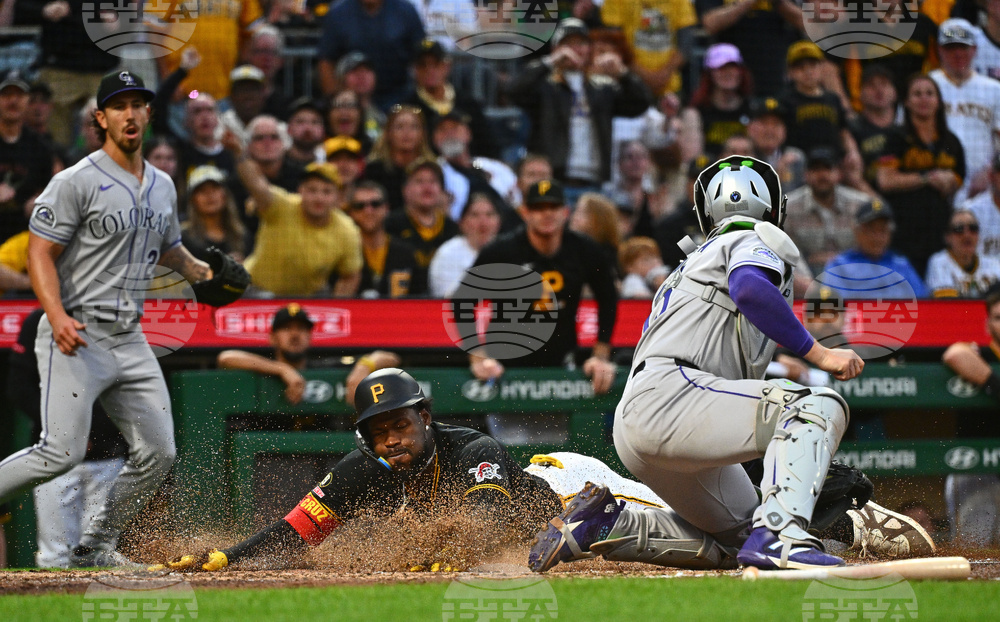 Rockies Pirates Baseball