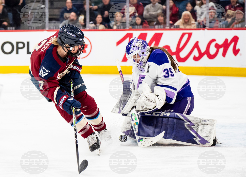 PWHL Frost Victoire Hockey