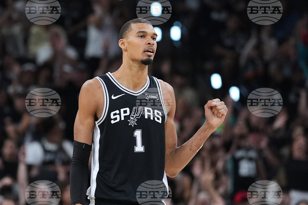 Timberwolves Spurs Basketball