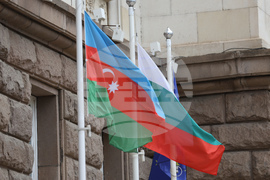 Посланик - Елмар Маммадов - акредитивни писма - връчване