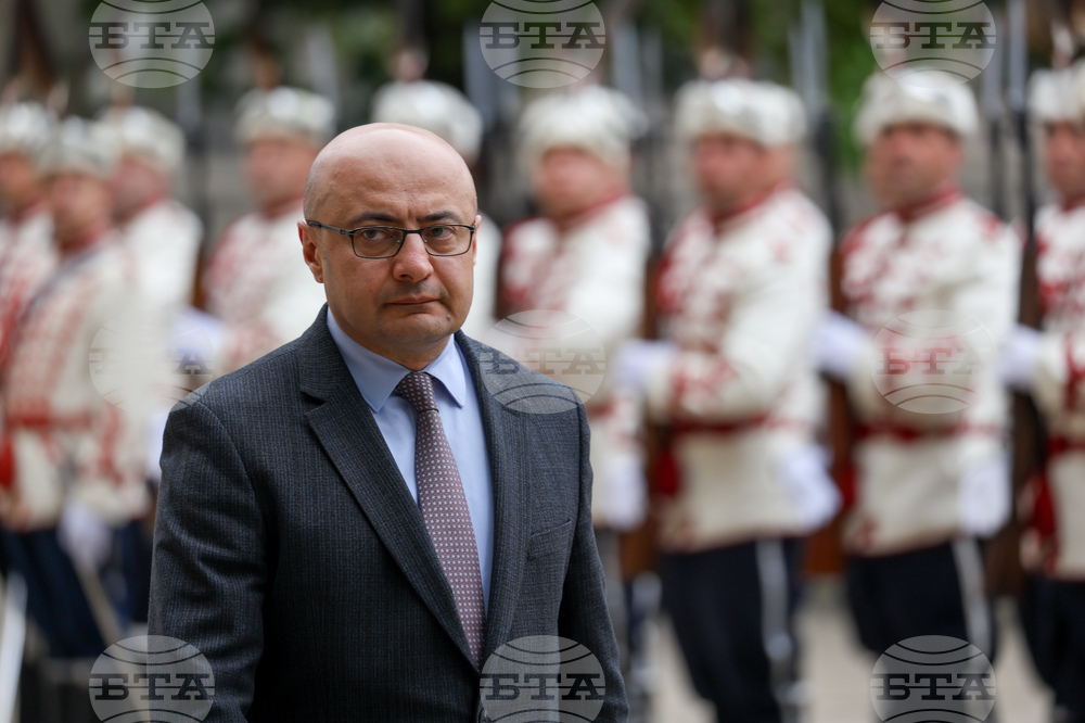 Посланик - Елмар Маммадов - акредитивни писма - връчване