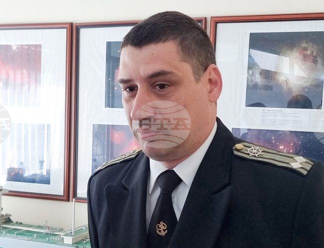 С помощта на научноизследователския кораб „Св. св. Кирил и Методий“ в Черно море са направени изследвания на дълбочина около 800 метра, каза кап. Радко Муевски