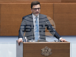 Народно събрание - заседание - Венко Сабрутев