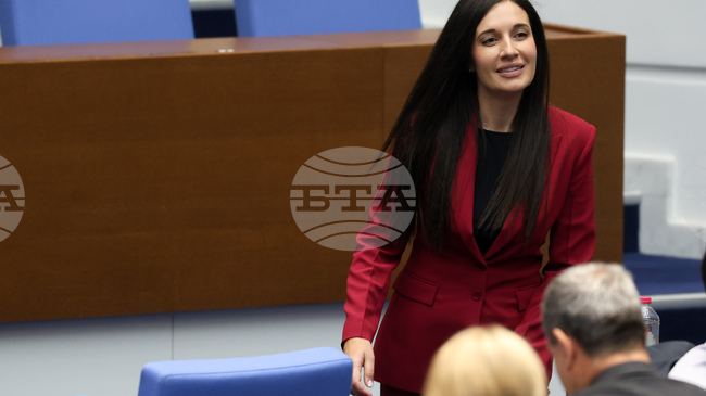 Юли е оптималният вариант за окончателното приемане на промените в Закона за съдебната власт, каза Александра Вълчева от "Прогресивна България"