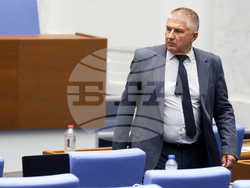 Народно събрание - заседание - Бойко Младенов