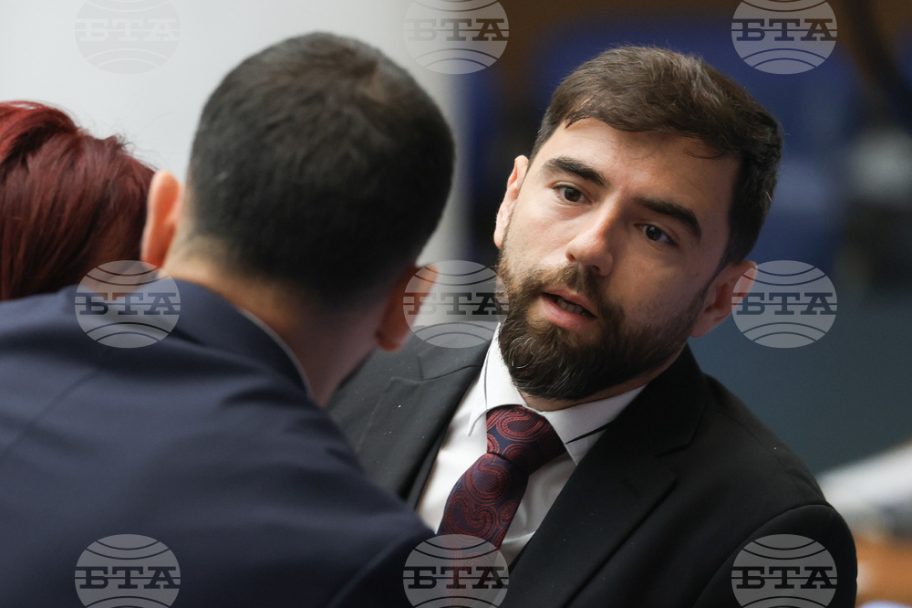 Народно събрание - заседание - Александър Узунов