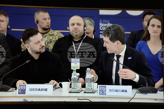 Украинският президент Володимир Зеленски се присъедини към срещата на върха на "Букурещката деветка"