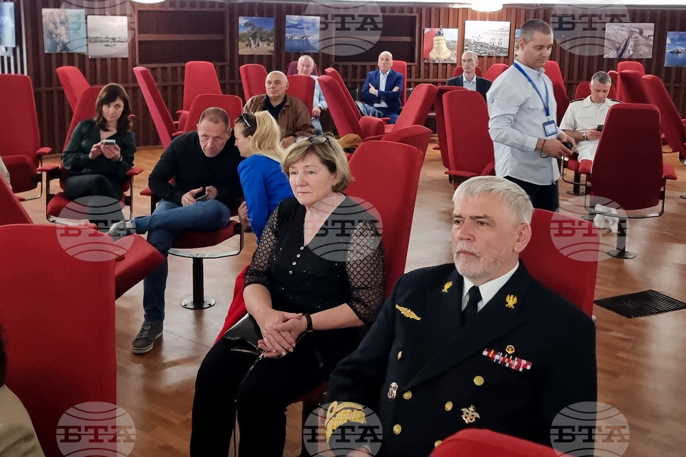 Варна - Военноморско училище - академични звания - церемония