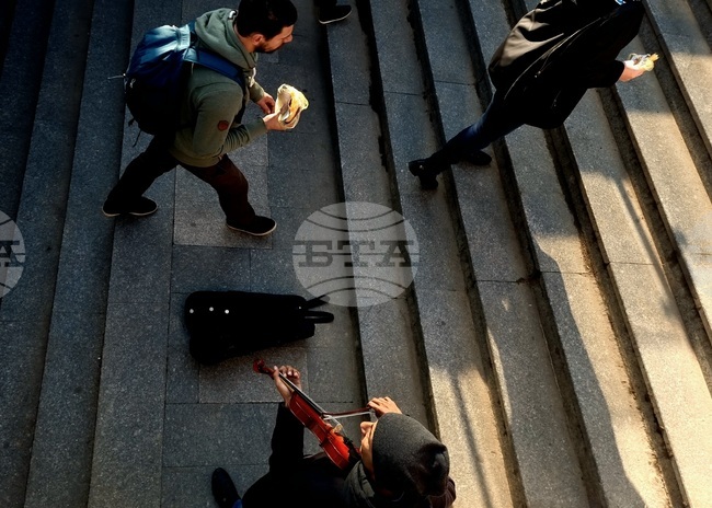 Уличен музикант