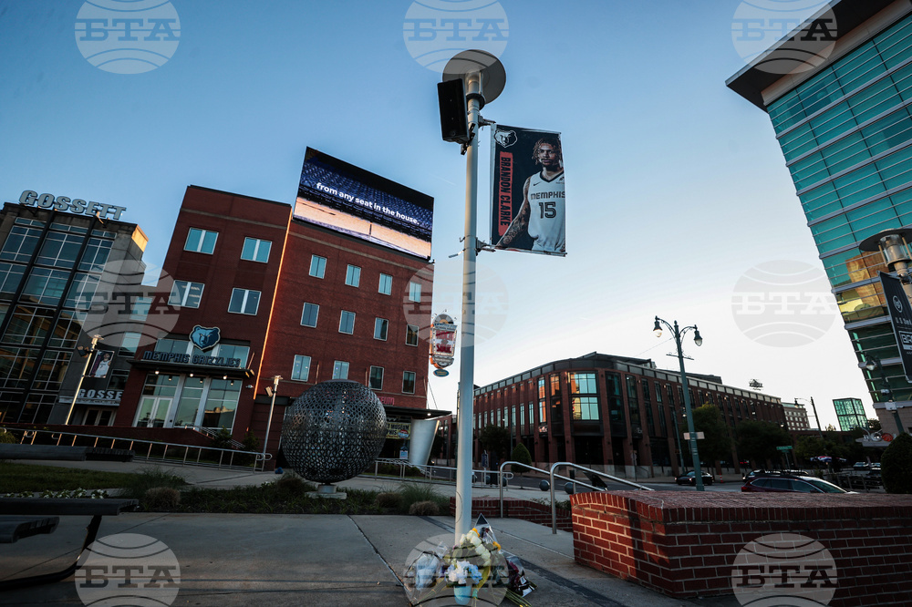 Grizzlies Clarke Death Basketball