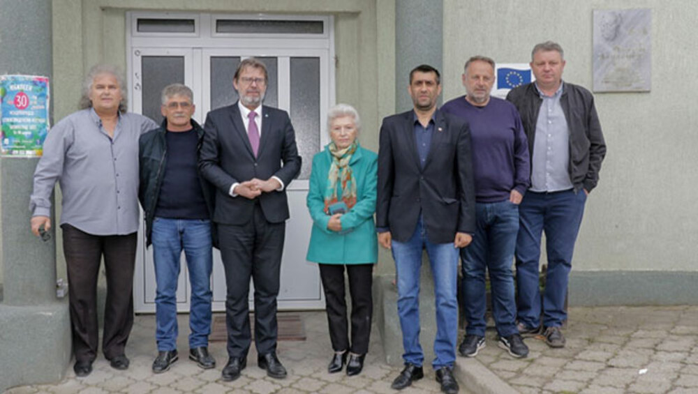 Serbian Minister for Human and Minority Rights Meets Leadership of Bosilegrad Municipality