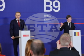 Румъния - „Букурещката деветка“ - пресконференция