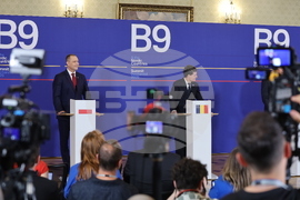 Румъния - „Букурещката деветка“ - пресконференция