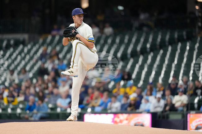 Padres Brewers Baseball